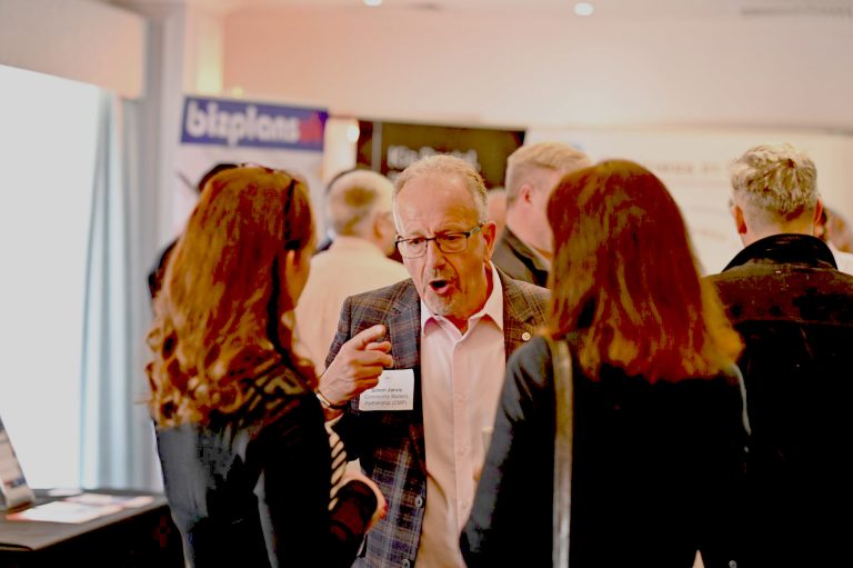 Informal Networking 768x511
