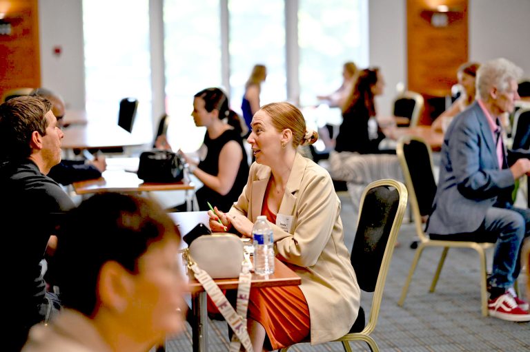 Speed Networking 3 768x511